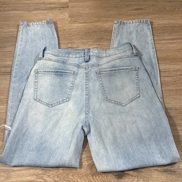 Rewash Light Blue Distressed Boyfriend Jeans - Picture 3 of 3